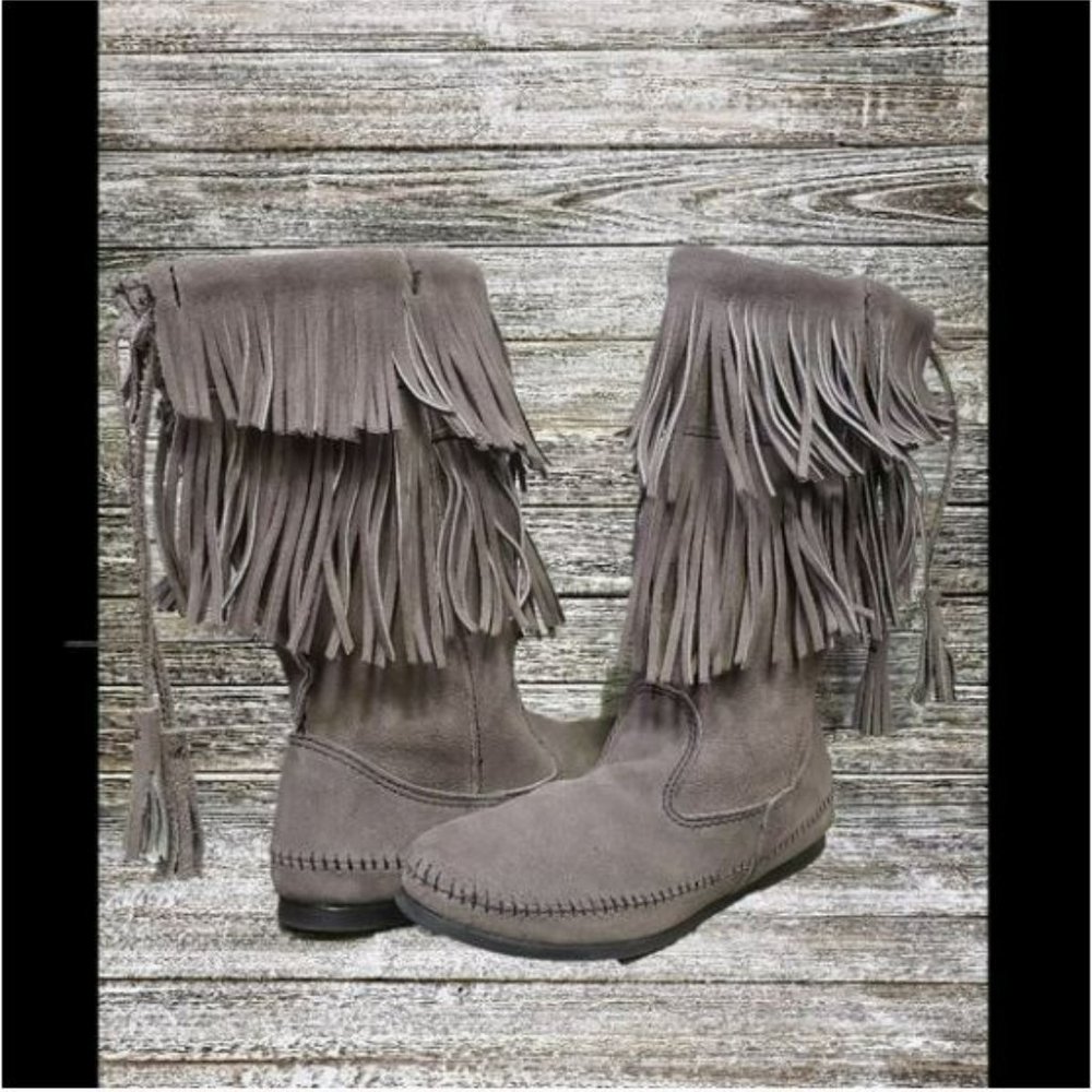 NWOT Minnetonka | 2 Layer Fringe Tassel Zip Boot | 9 | GRAY SUEDE LEATHER UNWORN - Picture 2 of 11